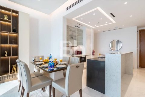 Jumeirah Beach Residence, Dubai, UAE의 임대용 아파트 침실 2개, 179제곱미터 번호 643332 - 사진 5
