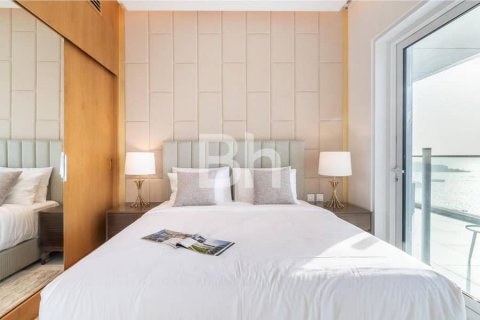 Jumeirah Beach Residence, Dubai, UAE의 임대용 아파트 침실 2개, 179제곱미터 번호 643332 - 사진 7