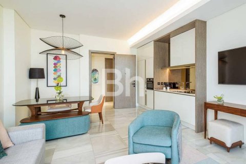 Appartement te huur in Palm Jumeirah, Dubai, VAE 1 slaapkamer, 94 vr.m., nr 643331 - foto 3