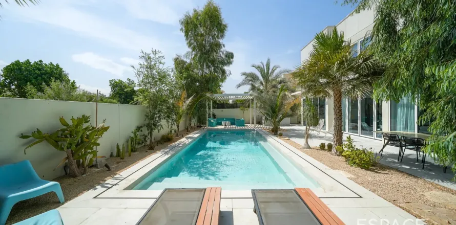 Villa à Meadows, Dubai, EAU: 5 chambres, 387 m2 № 661043