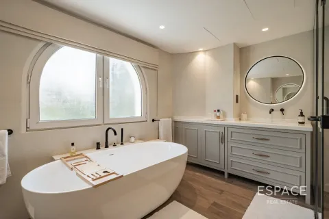 Villa in Green Community, Dubai, UAE 5 bedrooms, 577 sq.m. № 661048 - photo 10