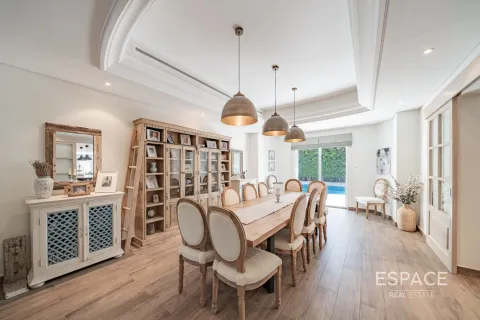 Villa in Green Community, Dubai, UAE 5 bedrooms, 577 sq.m. № 661048 - photo 4