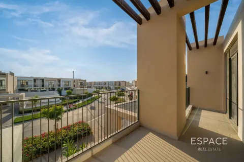 Townhouse de vânzare în Dubai South (Dubai World Central), Dubai, EAU 4 dormitoare, 223 mp. №661047 - poză 2