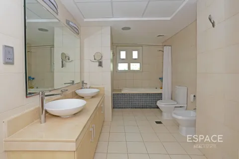 Wohnung zur Miete in Palm Jumeirah, Dubai, VAE 3 Schlafzimmer, 204 m2 Nr. 650103 - Foto 13