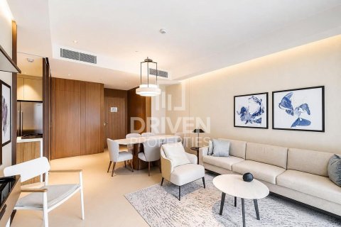 Downtown Dubai (Downtown Burj Dubai), Dubai, UAE의 임대용 아파트 침실 3개, 145.21제곱미터 번호 765601 - 사진 1
