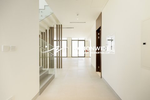 Vila v Abu Dhabi, SAE 4 ložnice, 869 m² Č.: 635151 - fotografie 4