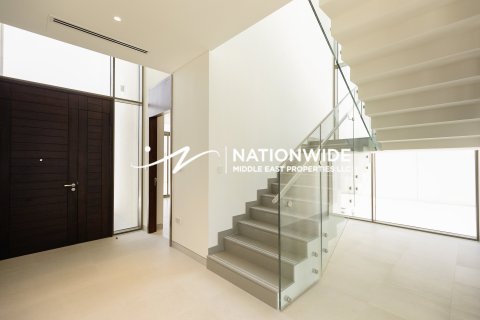 Vila v Abu Dhabi, SAE 4 ložnice, 869 m² Č.: 635151 - fotografie 8