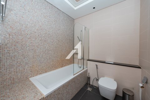 Apartament në DIFC, Dubai, Emiratet e Bashkuara Arabe 1 dhomë gjumi, 104.7 m2. № 635150 - Foto 16
