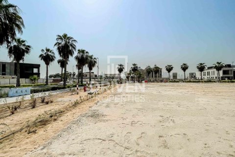Terra para venda em Jumeirah, Dubai, EAU 1069.87 m2 № 767671 - foto 1