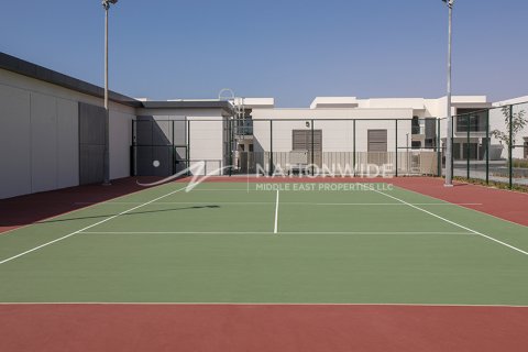 Dúplex en venta en Abu Dhabi, EAU 3 dormitorios, 397 m2 № 678592 - foto 12