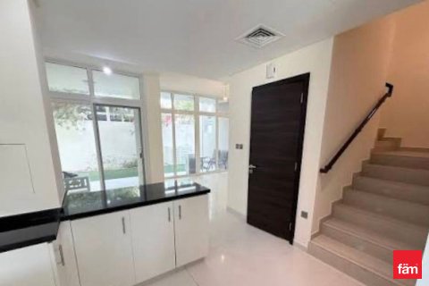 Városi lakóépület itt: Dubai, EAE, 3 hálószoba, 112.2 m², azonosító: 705731 - fénykép 2