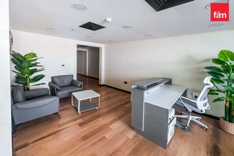 Zyrë në Dubai, Emiratet e Bashkuara Arabe 70.8 m2. № 655921 - Foto 8