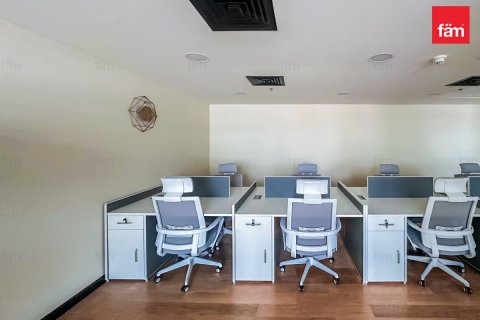 Zyrë në Dubai, Emiratet e Bashkuara Arabe 70.8 m2. № 655921 - Foto 13