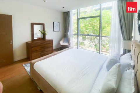 Διαμέρισμα σε Al Wasl, Dubai, ΗΑΕ 1 υπνοδωμάτιο, 216.1 τ.μ. Αρ. 655923 - φωτογραφία 2