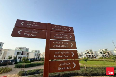 Villa te huur in Dubai, VAE 4 slaapkamers, 458.5 vr.m., nr 687226 - foto 11