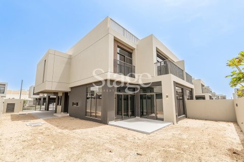 Villa in Dubai South (Dubai World Central), Dubai, UAE 4 bedrooms, 324 sq.m. № 639002 - photo 1