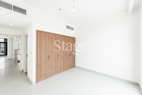 Villa in Dubai South (Dubai World Central), Dubai, UAE 4 bedrooms, 324 sq.m. № 639002 - photo 11