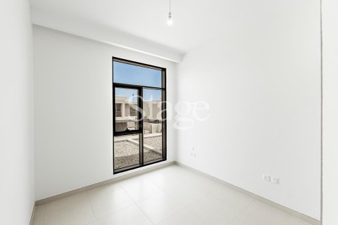 Villa in Dubai South (Dubai World Central), Dubai, UAE 4 bedrooms, 324 sq.m. № 639002 - photo 22