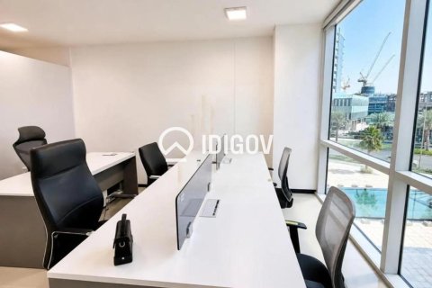 Zyrë në Business Bay, Dubai, Emiratet e Bashkuara Arabe 151.25 m2. № 764708 - Foto 7