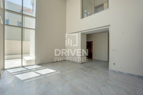 ویلا برای فروش در  Mohammed Bin Rashid City، Dubai، امارات متحده عربی  5 خوابه ، 724.64 متر مربع ، شماره 743177 - تصویر 3