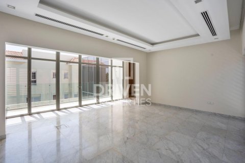 ویلا برای فروش در  Mohammed Bin Rashid City، Dubai، امارات متحده عربی  5 خوابه ، 724.64 متر مربع ، شماره 743177 - تصویر 12