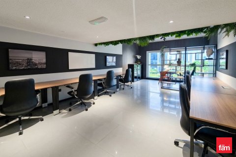 Biuro do wynajęcia w Dubai, ZEA 675.5 mkw., nr 711478 - zdjęcie 9