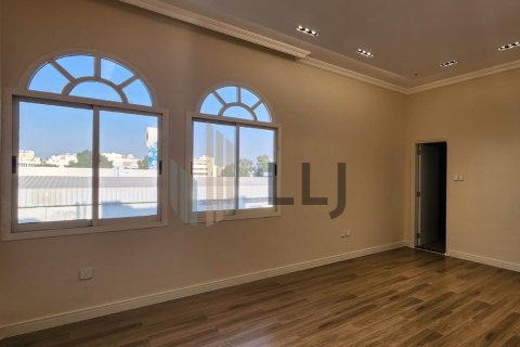 Villa en alquiler en Al Bateen, Abu Dhabi, EAU 4 dormitorios, 325.2 m2 № 669020 - foto 19