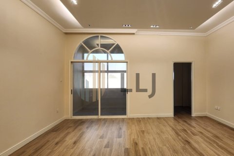 Villa en alquiler en Al Bateen, Abu Dhabi, EAU 4 dormitorios, 325.2 m2 № 669020 - foto 18
