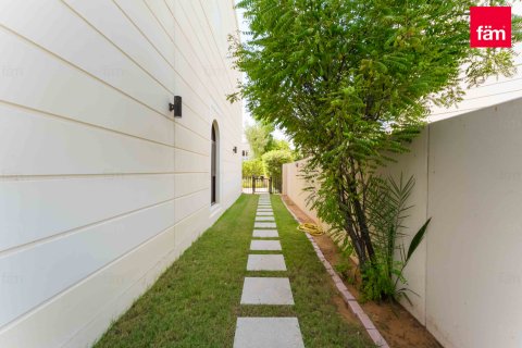 Adosado en venta en Dubai, EAU 4 dormitorios, 388.7 m2 № 638142 - foto 14