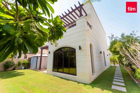 Adosado en venta en Dubai, EAU 4 dormitorios, 388.7 m2 № 638142 - foto 4