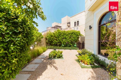 Adosado en venta en Dubai, EAU 4 dormitorios, 388.7 m2 № 638142 - foto 13