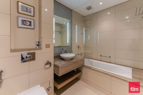 Lägenhet till försäljning i Business Bay, Dubai, UAE 3 sovrum, 162 kvm Nr. 659183 - fotografi 22