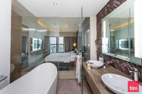 Lägenhet till försäljning i Business Bay, Dubai, UAE 3 sovrum, 162 kvm Nr. 659183 - fotografi 21