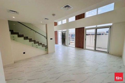 Vila u gradu Dubai, UAE 4 spavaće sobe, 242 m2 Br. 659180 - Slika 5