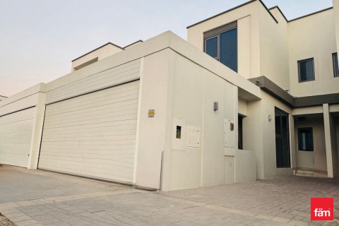 Villa in affitto a Dubai Hills Estate, Dubai, EAU 4 camere da letto, 210.4 mq. № 659179 - foto 2