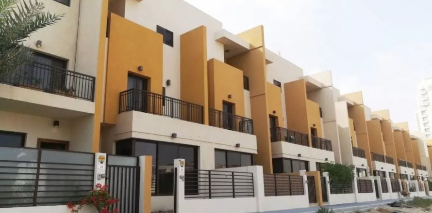 Řadový dům v Jumeirah Village Circle, Dubai, SAE 4 ložnice, 156 m² Č.: 631233