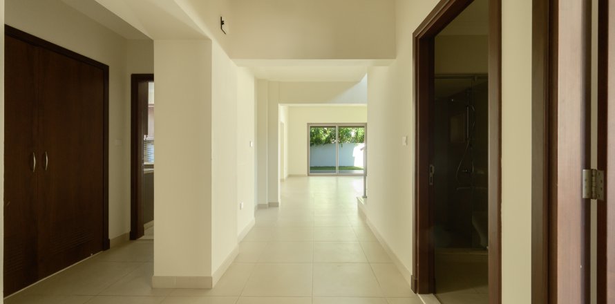 Vila v Arabian Ranches 2, Dubai, SAE 5 ložnice, 344.6 m² Č.: 764414