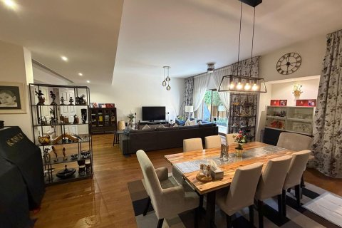 Kuća u nizu u Al Garhoud, Dubai, UAE 4 spavaćih soba, 234.12 m2 Br. 764413 - fotografija 6