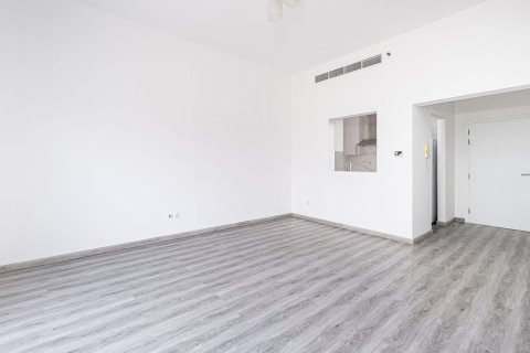 Appartamento in vendita a Jumeirah Village Circle, Dubai, EAU 1 camera da letto, 75.61 mq. № 757401 - foto 1