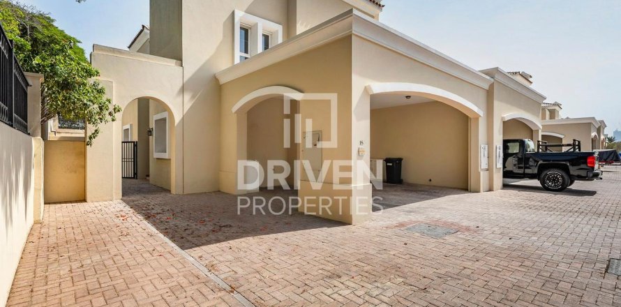 Townhouse di The Lakes, Dubai, UEA 3 kamar tidur, 255 m2 nomor 654602