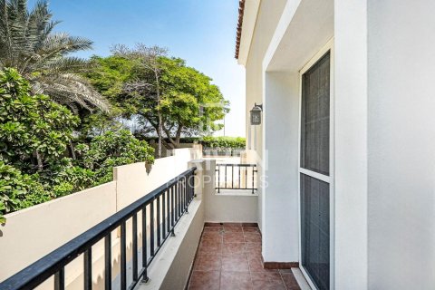 Townhouse in The Lakes, Dubai, UAE 3 bedrooms, 255 sq.m. № 654602 - photo 22