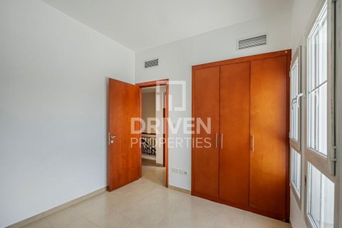 Townhouse di The Lakes, Dubai, UEA 3 kamar tidur, 255 m2 nomor 654602 - foto 9