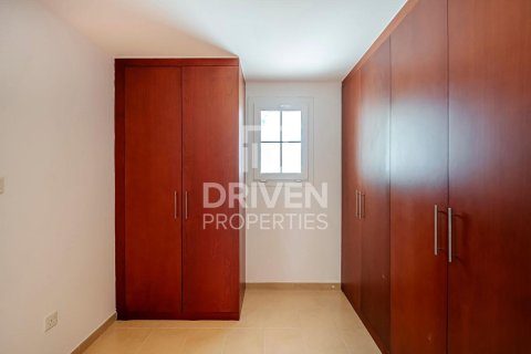 Townhouse di The Lakes, Dubai, UEA 3 kamar tidur, 255 m2 nomor 654602 - foto 14