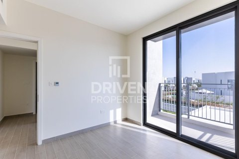 Зняти в оренду віллу в Dubai South (Dubai World Central), Дубай, ОАЕ 4 спальні, 275м2, № 655036 - фото 9