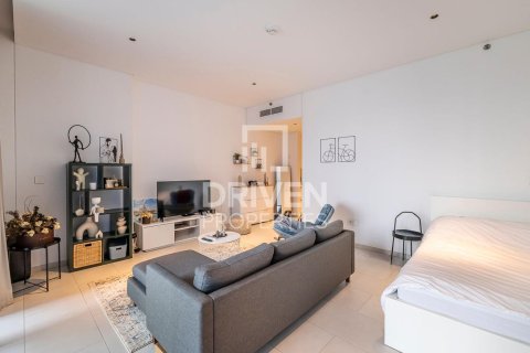 Lakás itt: Business Bay, Dubai, EAE, 1 szoba, 61 m², azonosító: 683440