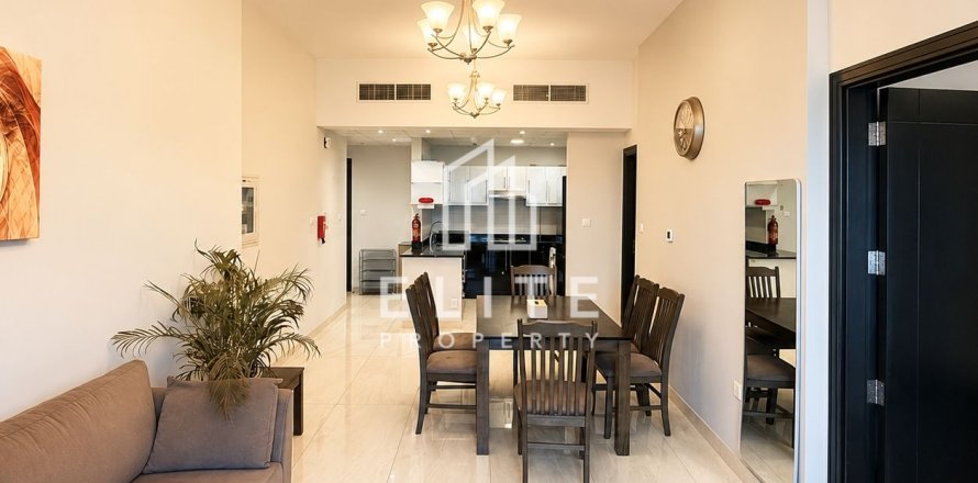 Leilighet i Business Bay, Dubai, Emiratene 2 soverom, 125 kvm nr. 736439
