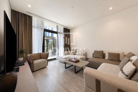 Üürile anda korter asukohaga Business Bay, Dubai, AÜE: 2 magamistoaga, 174.29 m² Nr 747044 - pilt 2