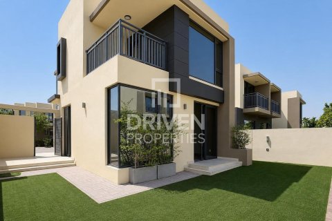Dubai Hills Estate、Dubai、UAE にあるタウンハウスの賃貸物件 4ベッドルーム、274.81 m2、No747047 - 写真 3