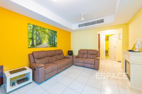 Vila di The Springs, Dubai, UAE 2 bilik tidur, 153 meter persegi № 649889 - foto 4