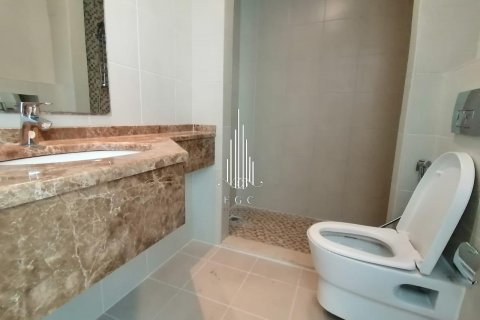 Apartmen di Al Khalidiya, Abu Dhabi, UAE 2 bilik tidur, 123.9 meter persegi № 563578 - foto 13